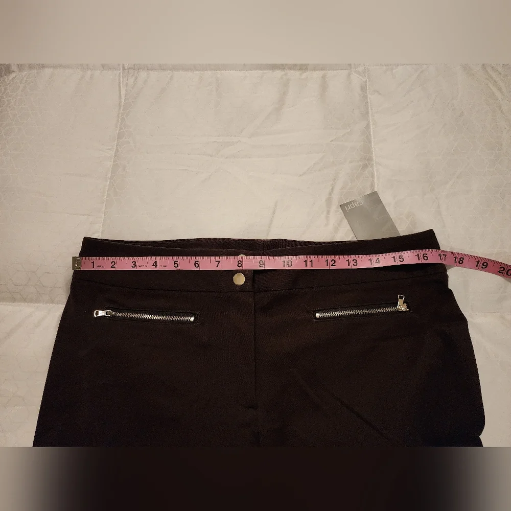 Alfani Womens Capri Pants Mid Rise Zipper Pockets Cotton Blend Brown Size 12P - Picture 5 of 6